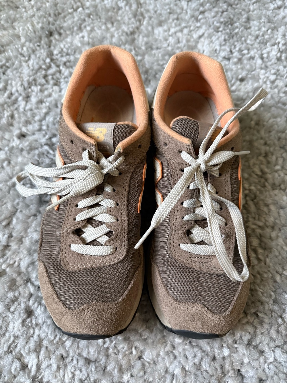 New Balance Brown & Peach Casual Sneakers